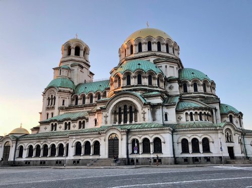 SOFIA GROUP TOUR WITH A FOLKLORE DELIGHT